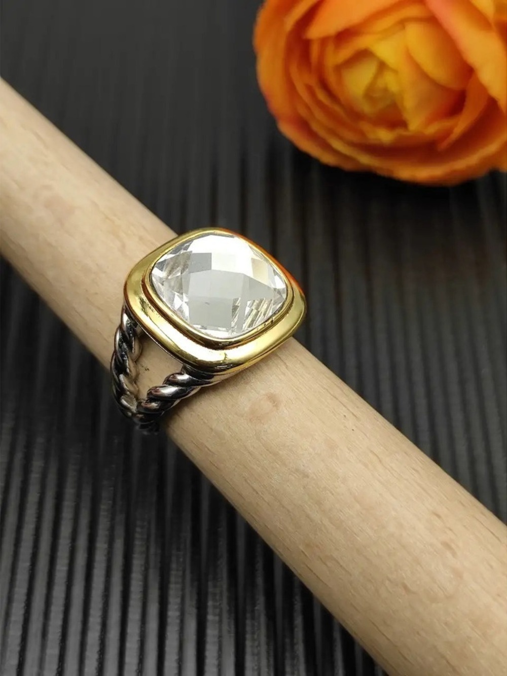 DY Rings - Picture 3 of 4